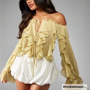 Off-Shoulder Ruffle Top in Yellow